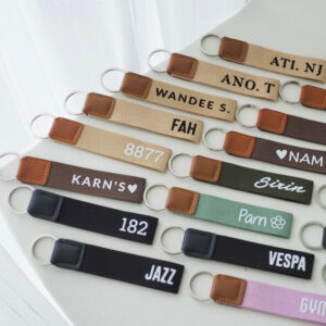 sg-11134201-7rbm1-m5yiz2uiewygb8 พวงกุญแจหนังสลักชื่อ