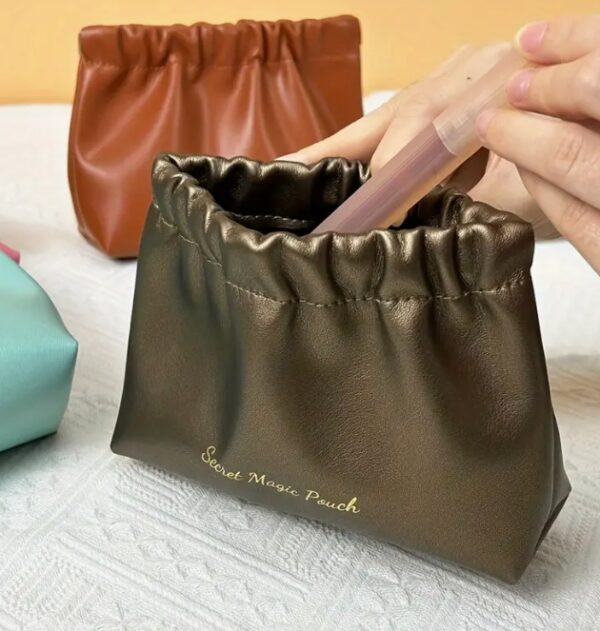 กระเป๋าเครื่องสำอางแบบพกพา